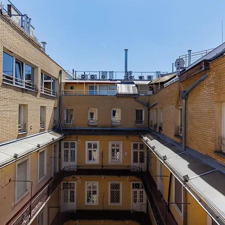 Acacia Lägenhet Budapest